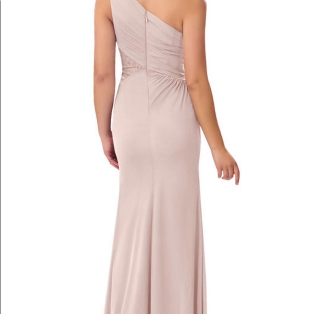 Unaltered/Perfect Condition Blush Bridesmaid Dress - image 4